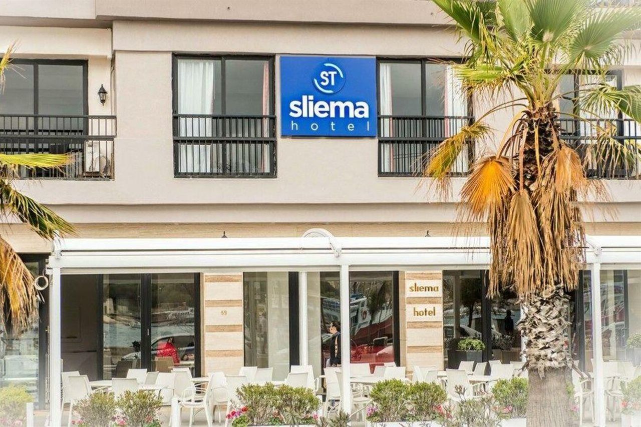 By St 3* Sliema